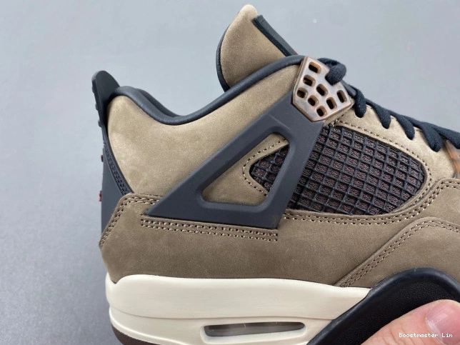 Bmlin Travis TS Air Scott Retro 4 x AJ4-882335 Jordan Brown 0715